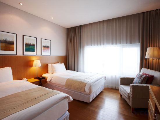 Фото Hotel Illua