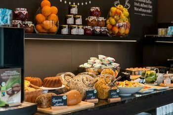 Гостиница Motel One Zürich в Цюрихе