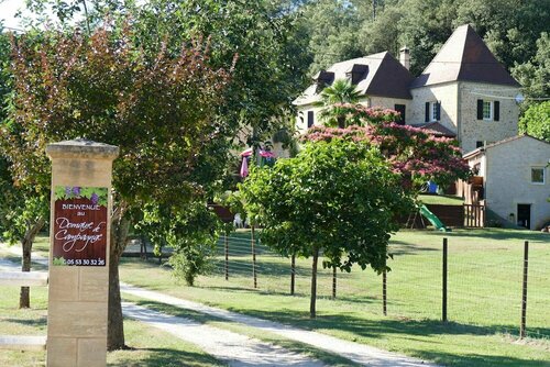 Гостиница Domaine De Campagnac в Сарле-ла-Канеде