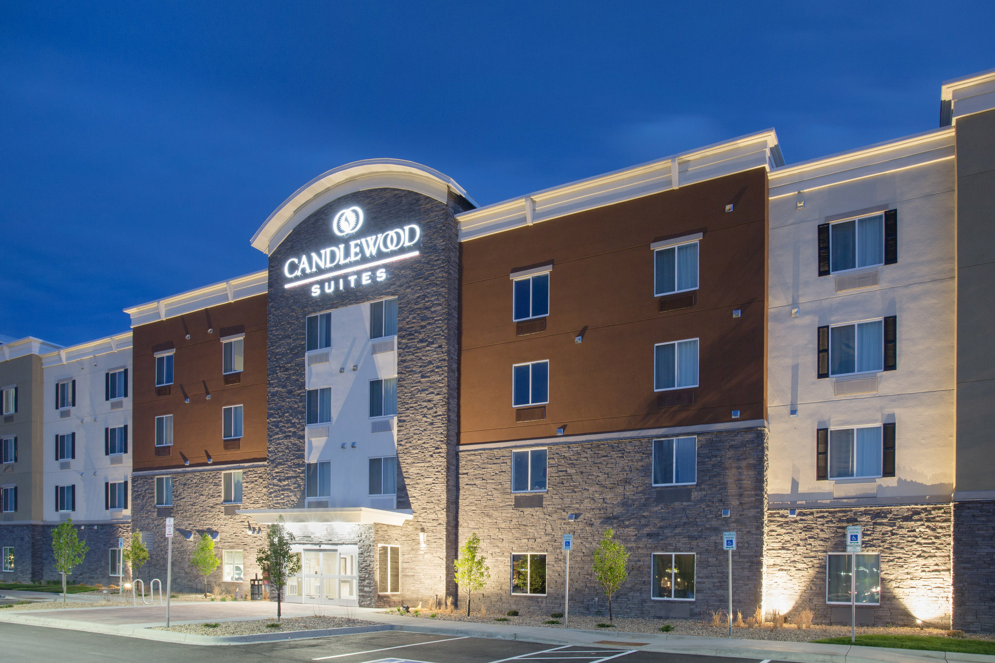 Фото Candlewood Suites Longmont, an Ihg Hotel
