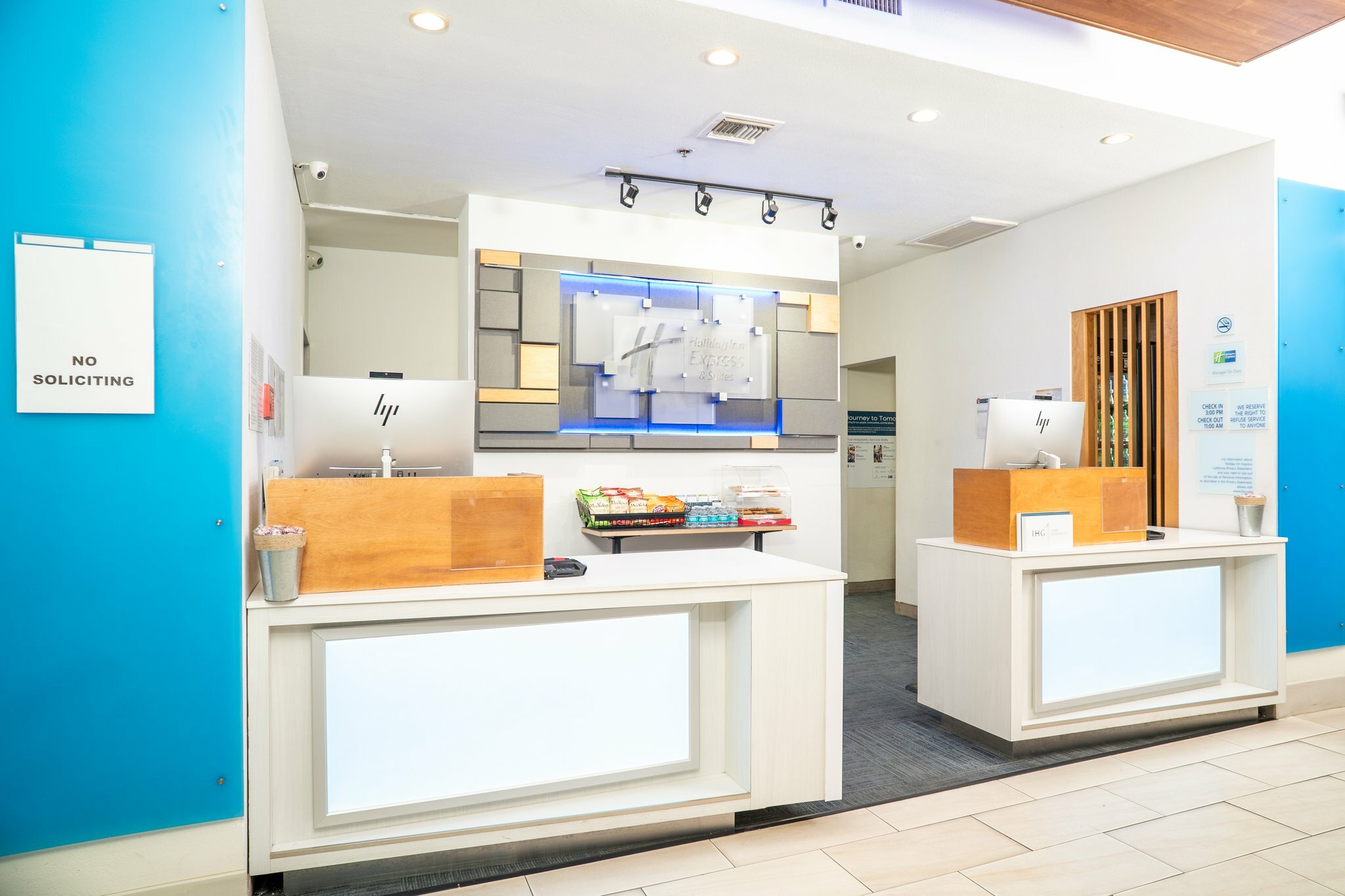 Фото Holiday Inn Express Hotel & Suites Hesperia, an Ihg Hotel