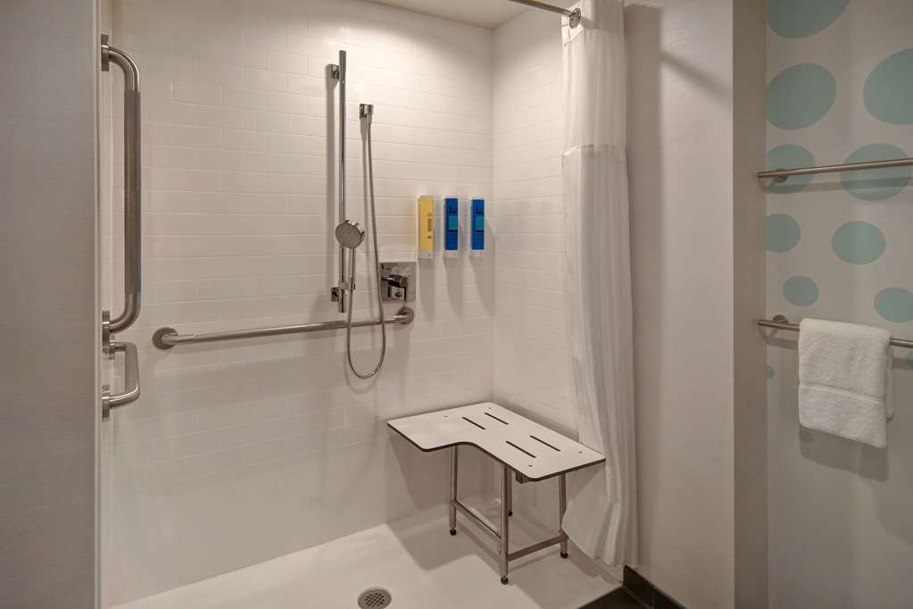 Фото Tru by Hilton Concord