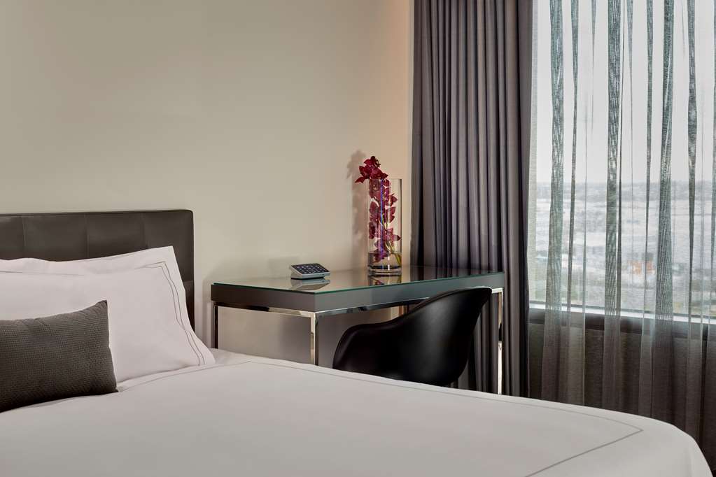 Фото Park Plaza London Park Royal