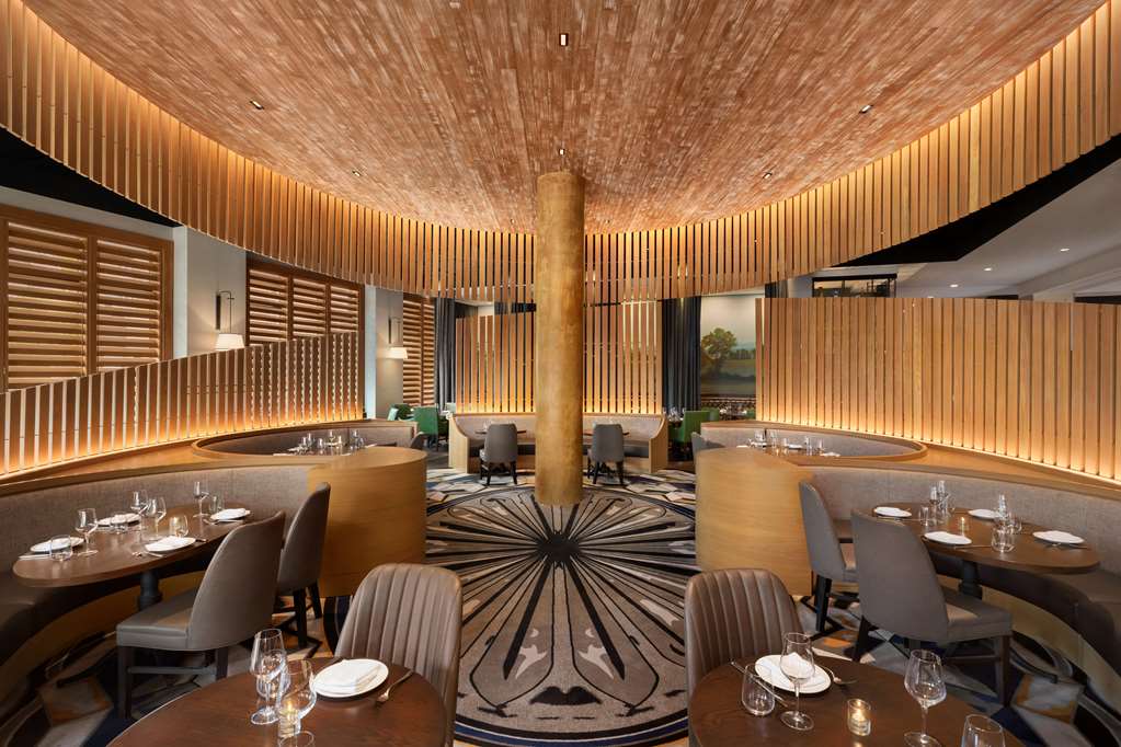 Фото The Harpeth Franklin Downtown, Curio Collection by Hilton