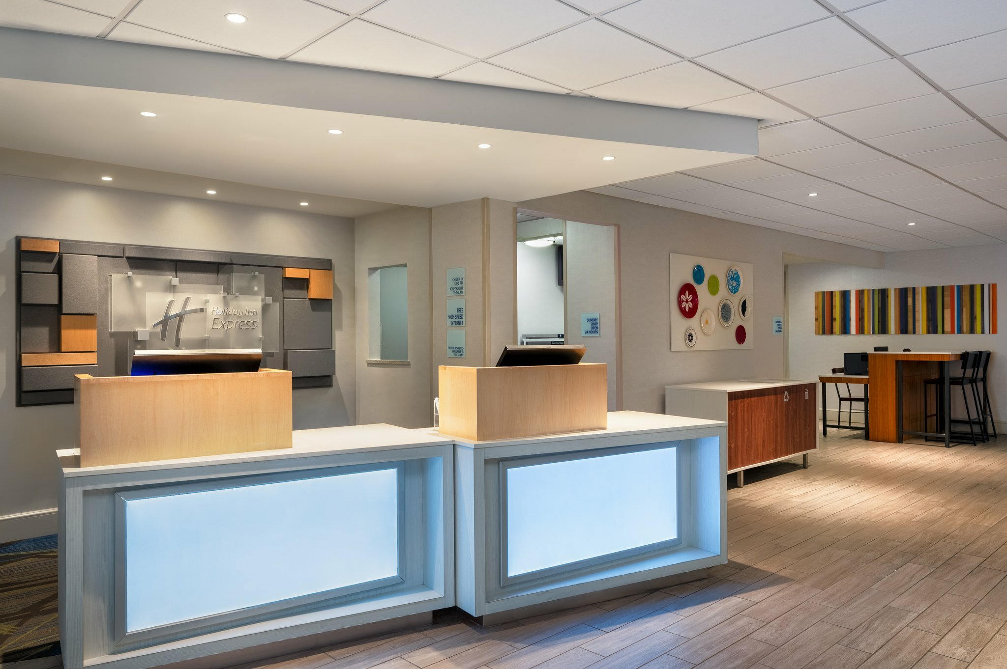 Фото Holiday Inn Express Tallahassee - I-10 E, an Ihg Hotel