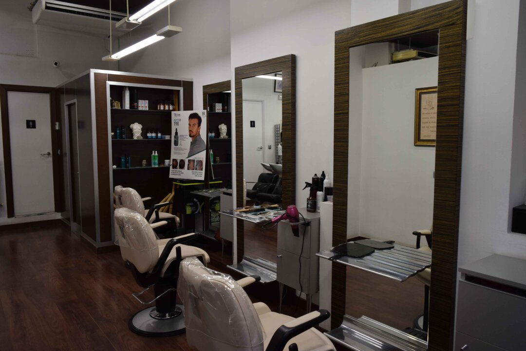 Escultor Belleza - Peluquería especializada EN Mujer J. G