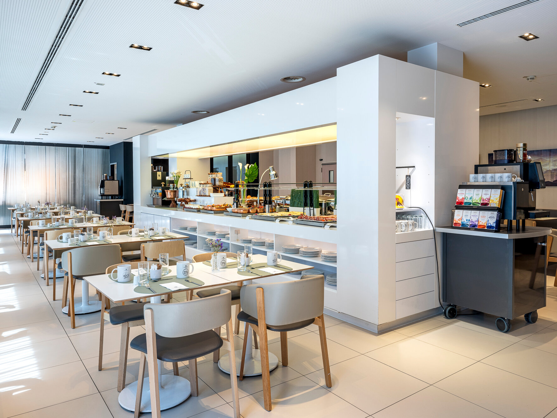 Фото Eurostars Book Hotel