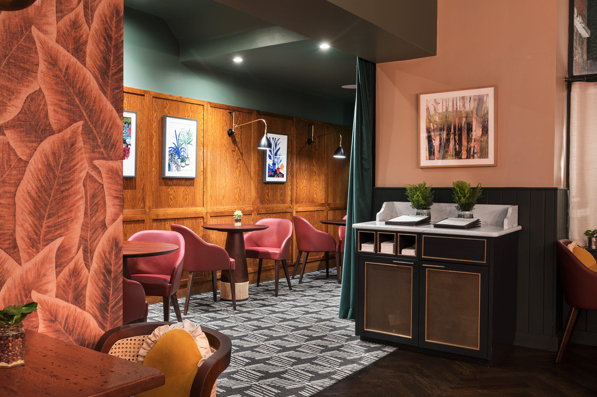 Фото Hotel Indigo London - Kensington, an Ihg Hotel