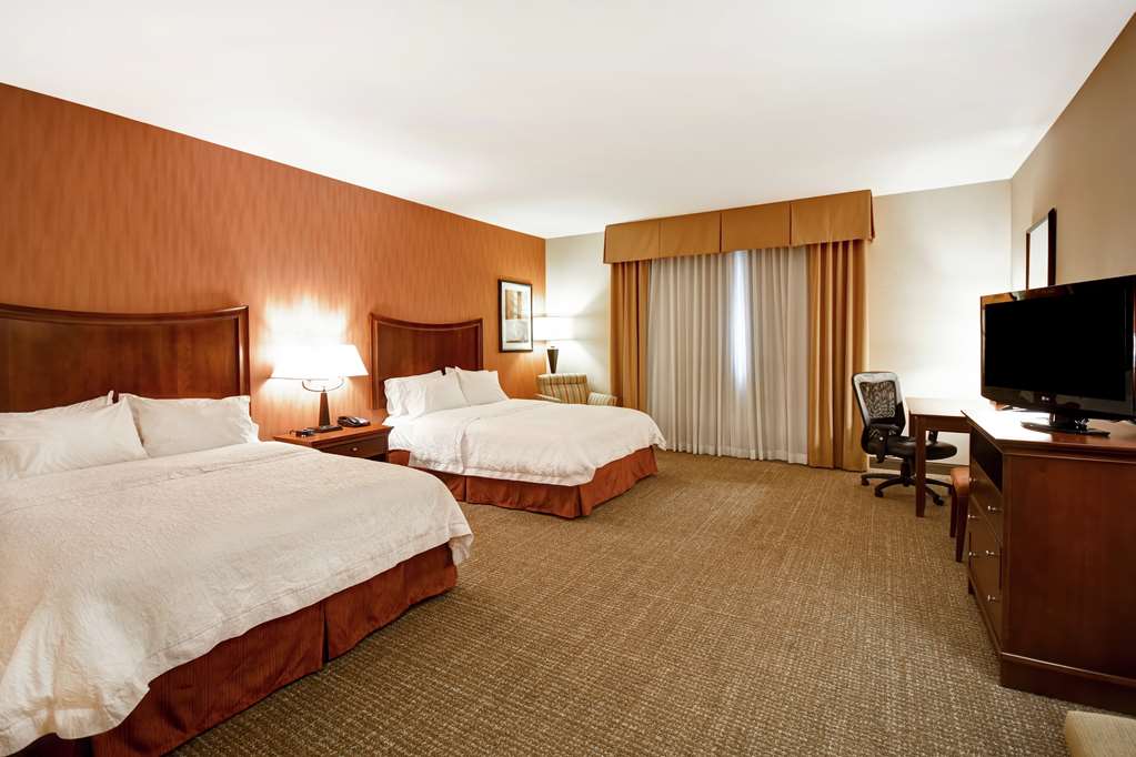 Фото Hampton Inn & Suites Folsom