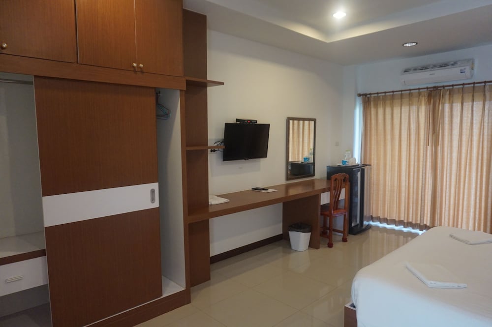 Фото The Lion Residence