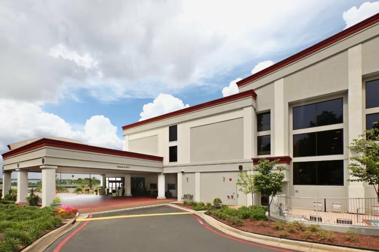 Фото Holiday Inn Little Rock-Airport-Conference Center, an Ihg Hotel