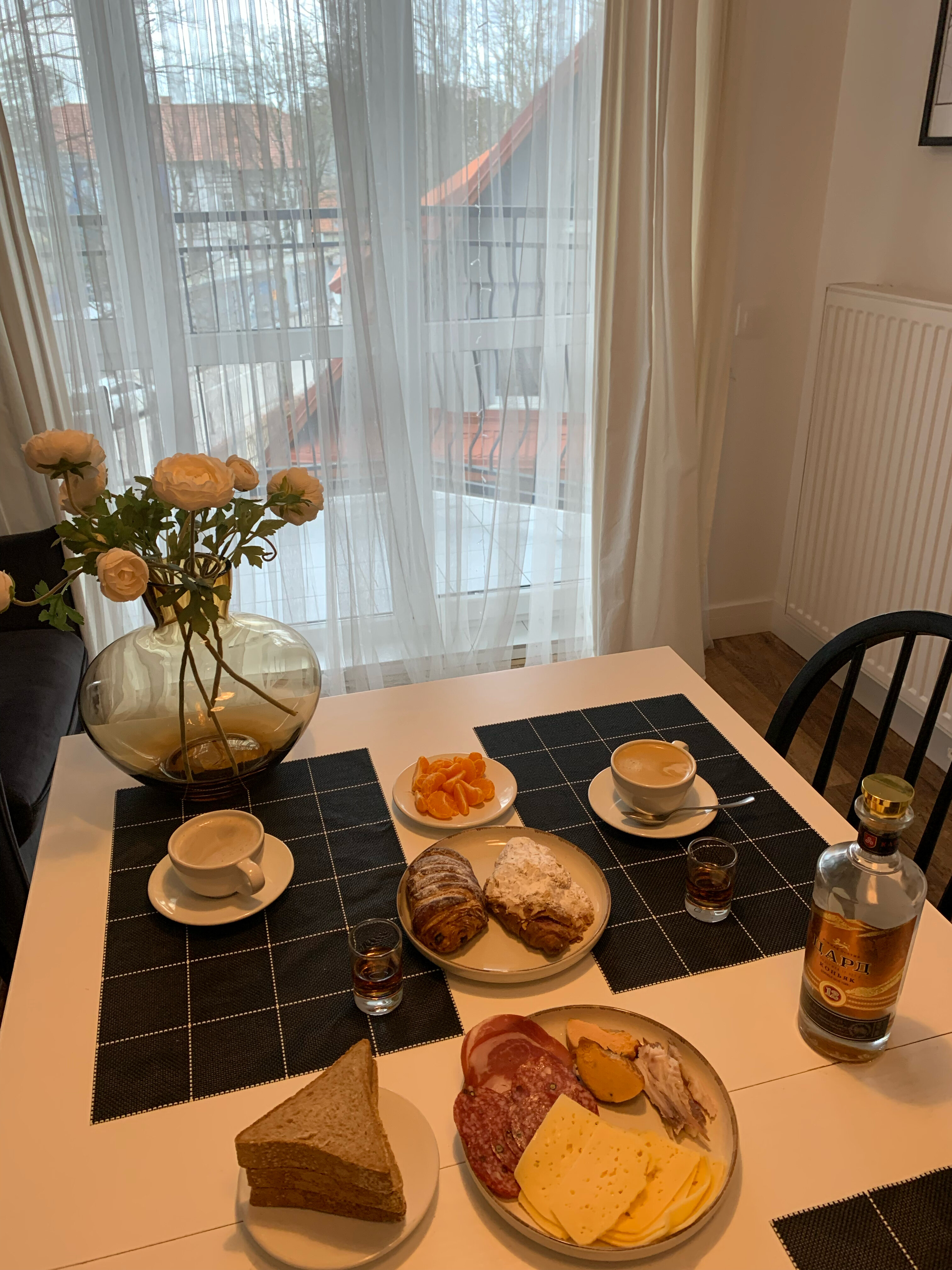 Фото Happy Holidays Family Apartments