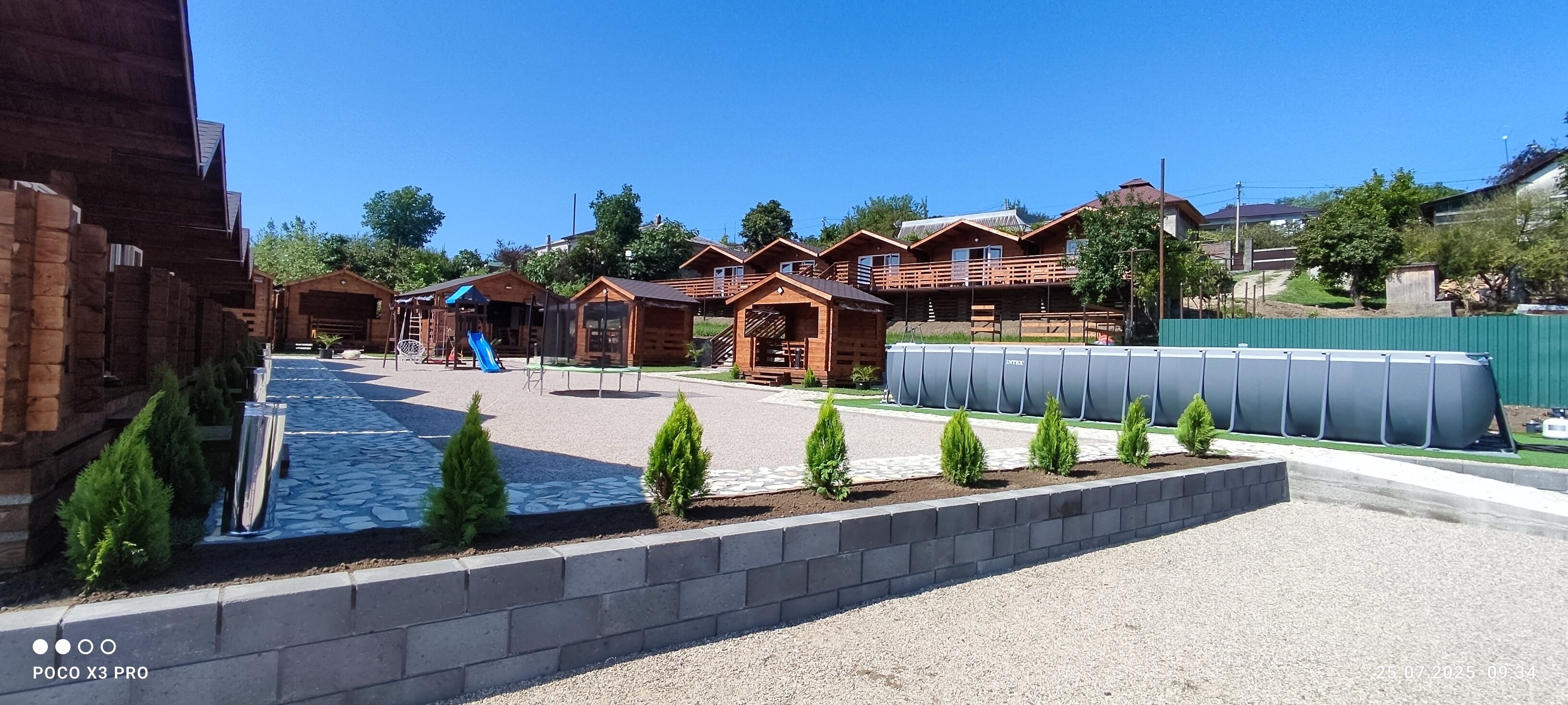 Фото Гостевой комплекс Лазурь