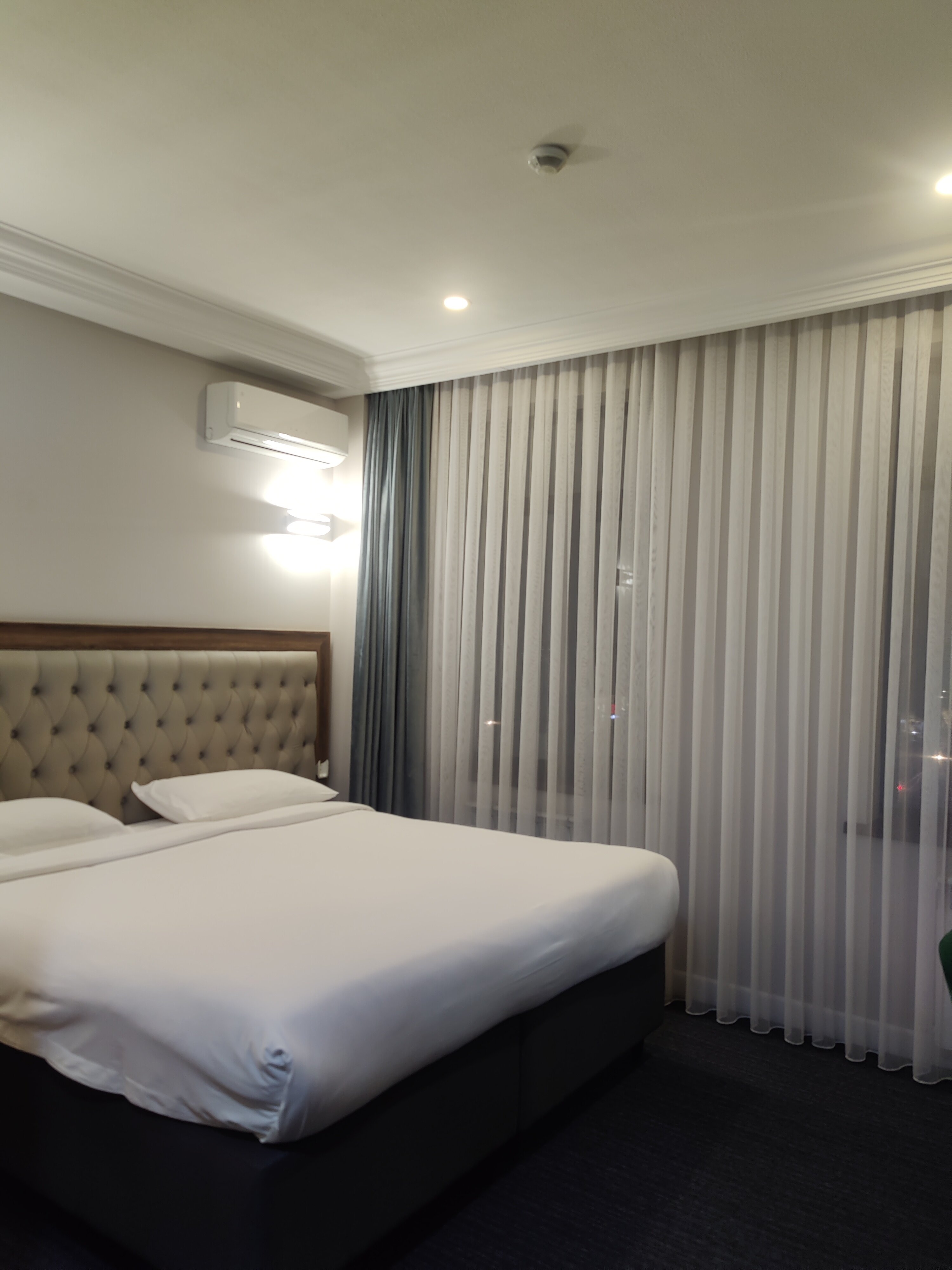 Фото Резидент