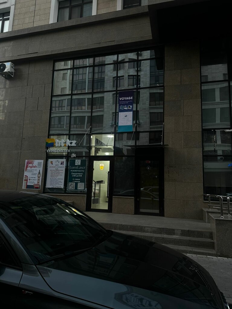 Coffee shop V OY A G E, Astana, photo