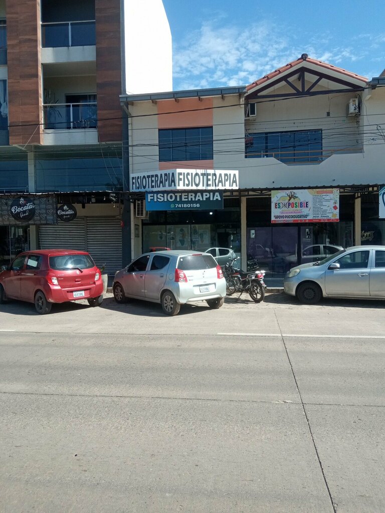 Medical center, clinic Kinetic, Santa Cruz de la Sierra, photo