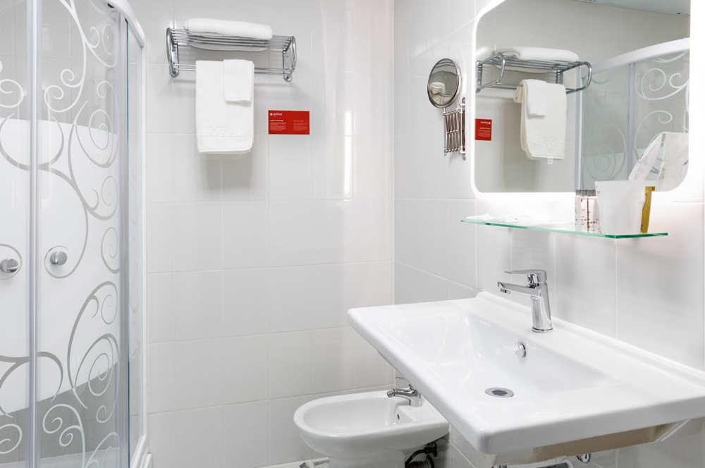 Фото Azimut Отель Кемерово