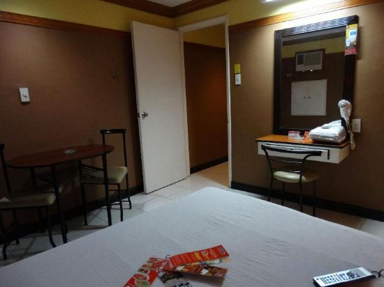 Фото Hotel Sogo Quirino Motor Drive Inn