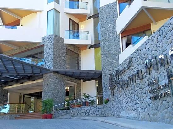 Фото Grand Sierra Pines Baguio