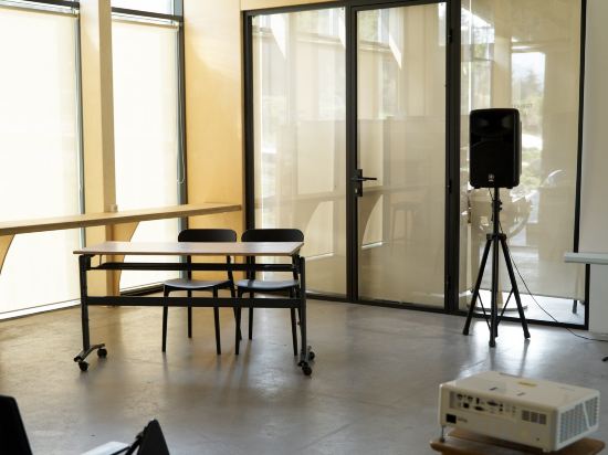 Фото Pana Ayusai Hotel