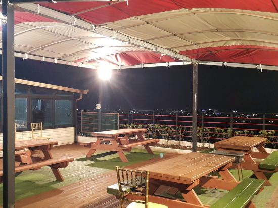 Фото Jeju Bunker Hotel & Resort