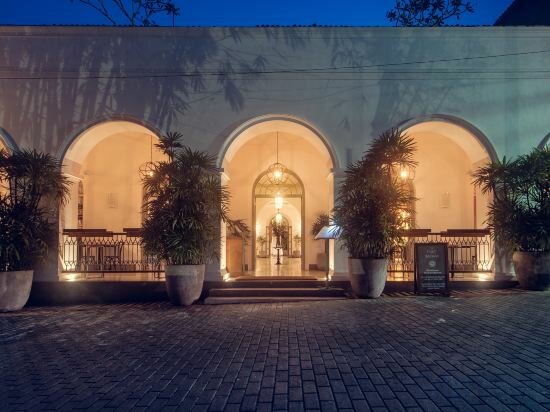 Фото Fort Bazaar