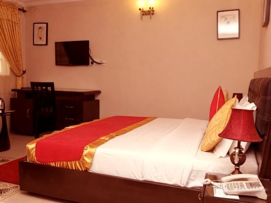 Фото Apartment Royale Hotel and Suite