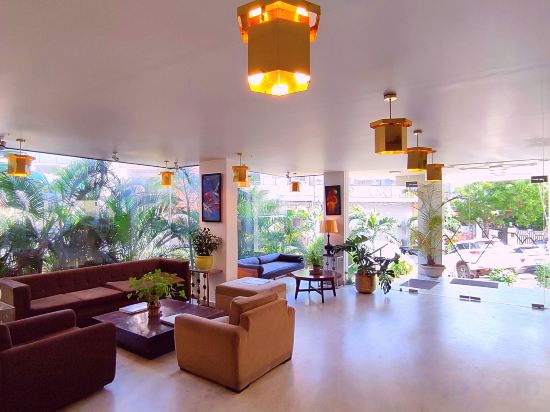 Фото Dodas Palace by ShriGo Hotels