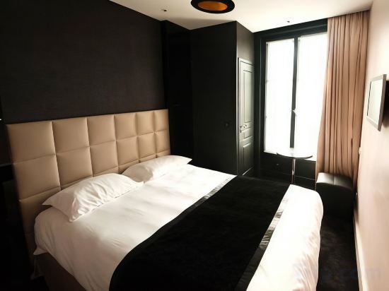 Фото First Hotel Paris Tour Eiffel