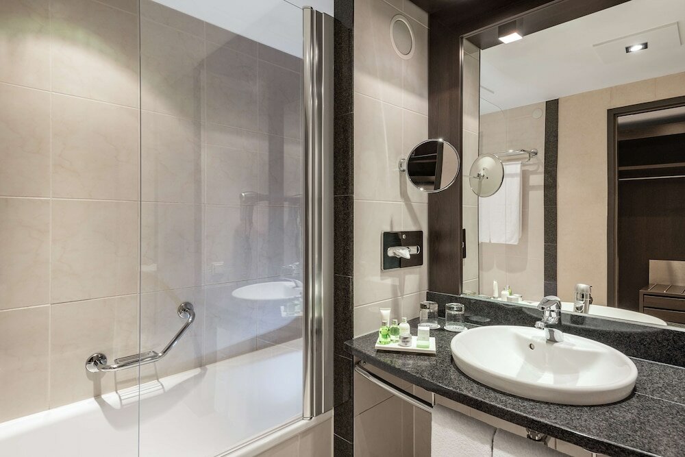 Фото NH Danube City