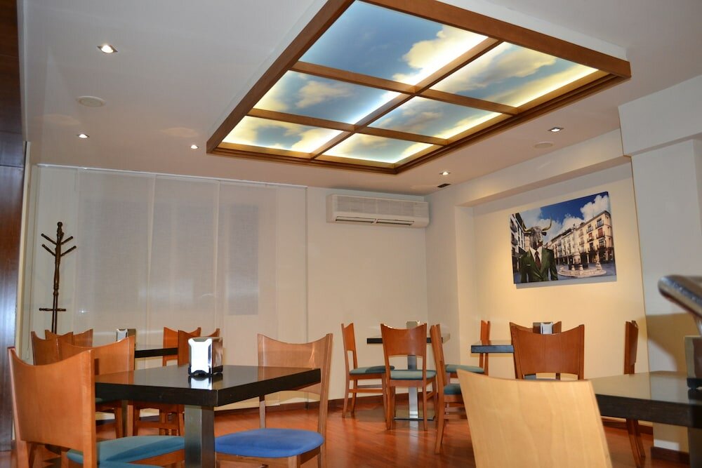 Фото Hotel Teruel Plaza