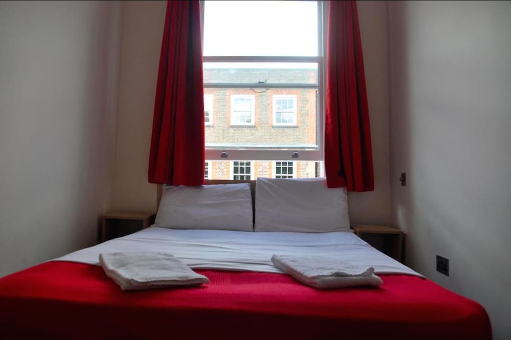 Фото Goodwood Hotel