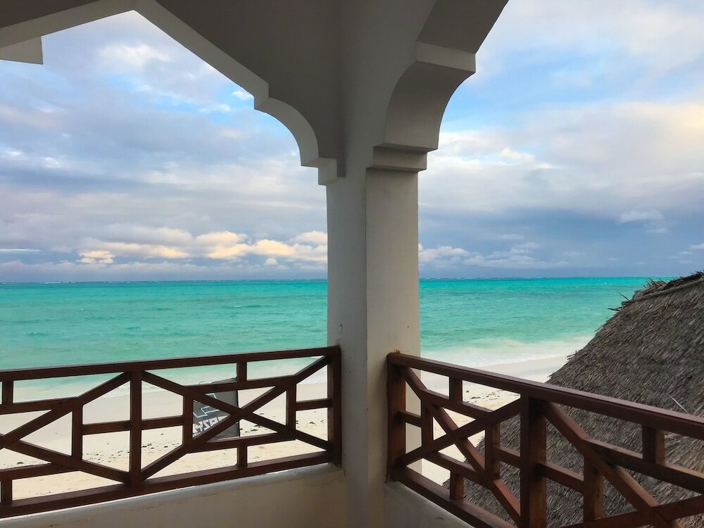 Фото Jambiani White Sands 