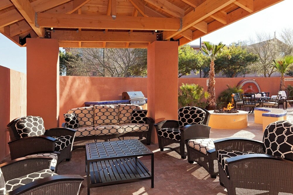 Фото SpringHill Suites Tempe at Arizona Mills Mall