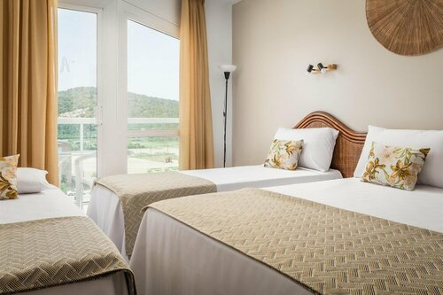 Внешний вид отеля Cartago Nova by Alegria в Мальграт-де-Маре, фото 1