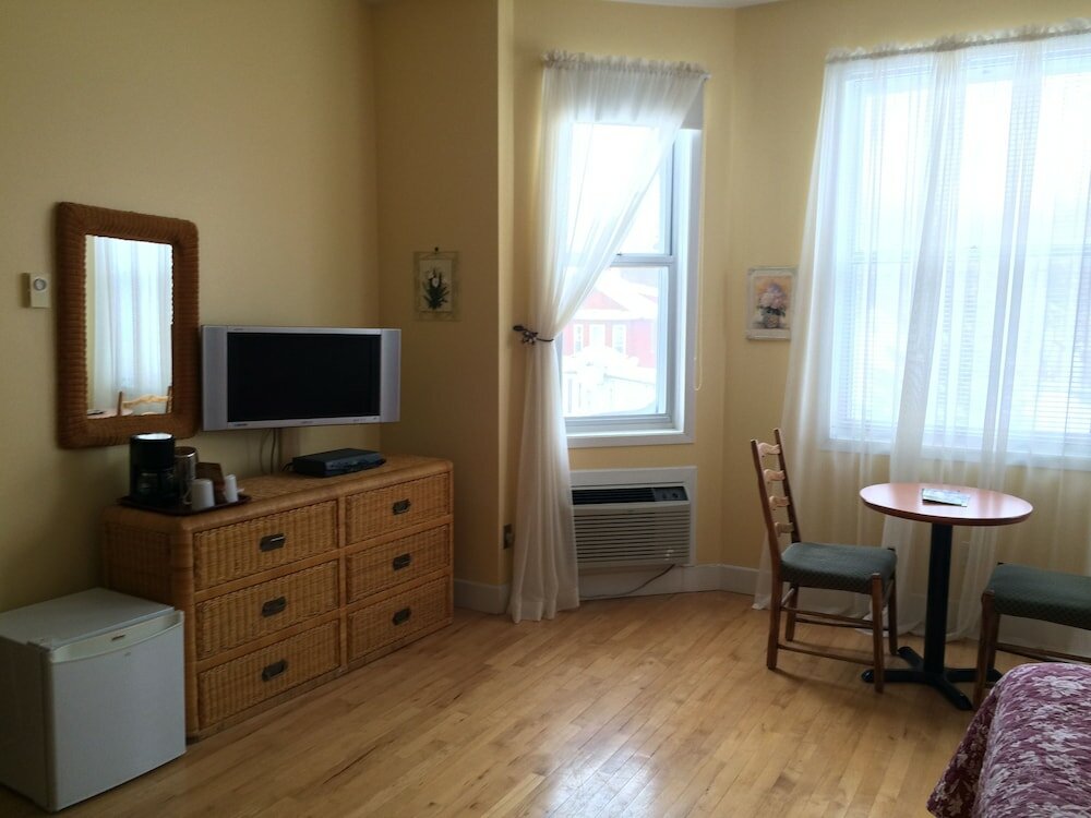 Фото Auberge Montebello