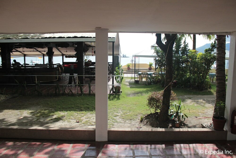 Фото Wild Orchid Beach Resort