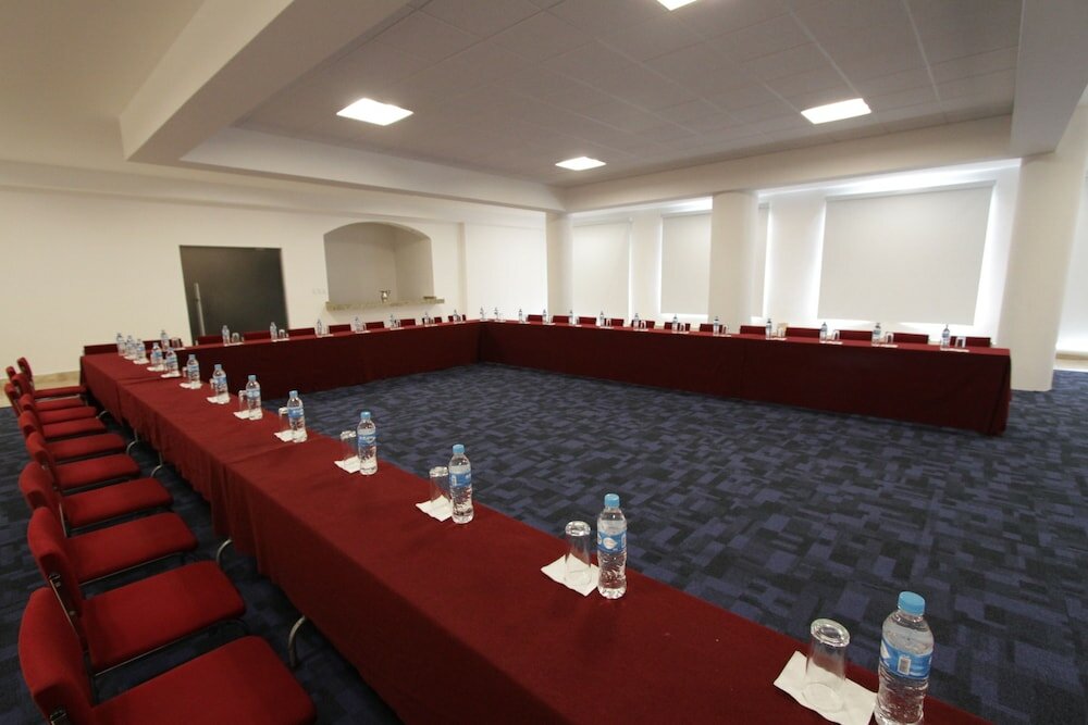 Фото Hotel Montetaxco