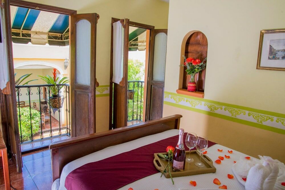 Фото Casa De Las Columnas