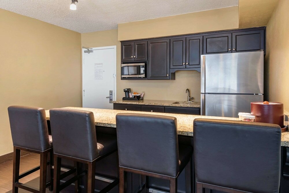 Фото Clarion Hotel Conference Center - North