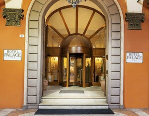 Гостиница Hotel Palace Bologna