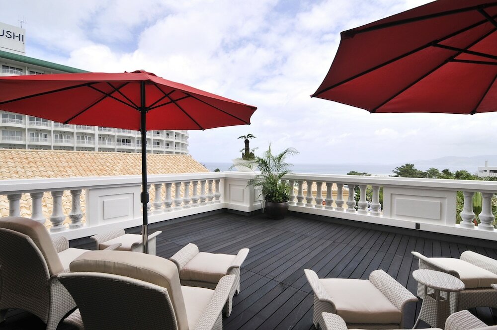 Фото Okinawa Kariyushi Resort Exes Onna