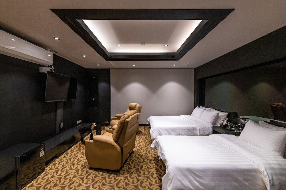 Фото New Chonji Hotel