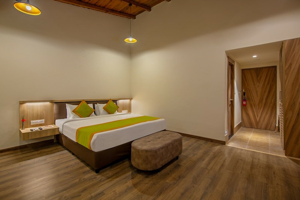 Фото Sterling Nainital