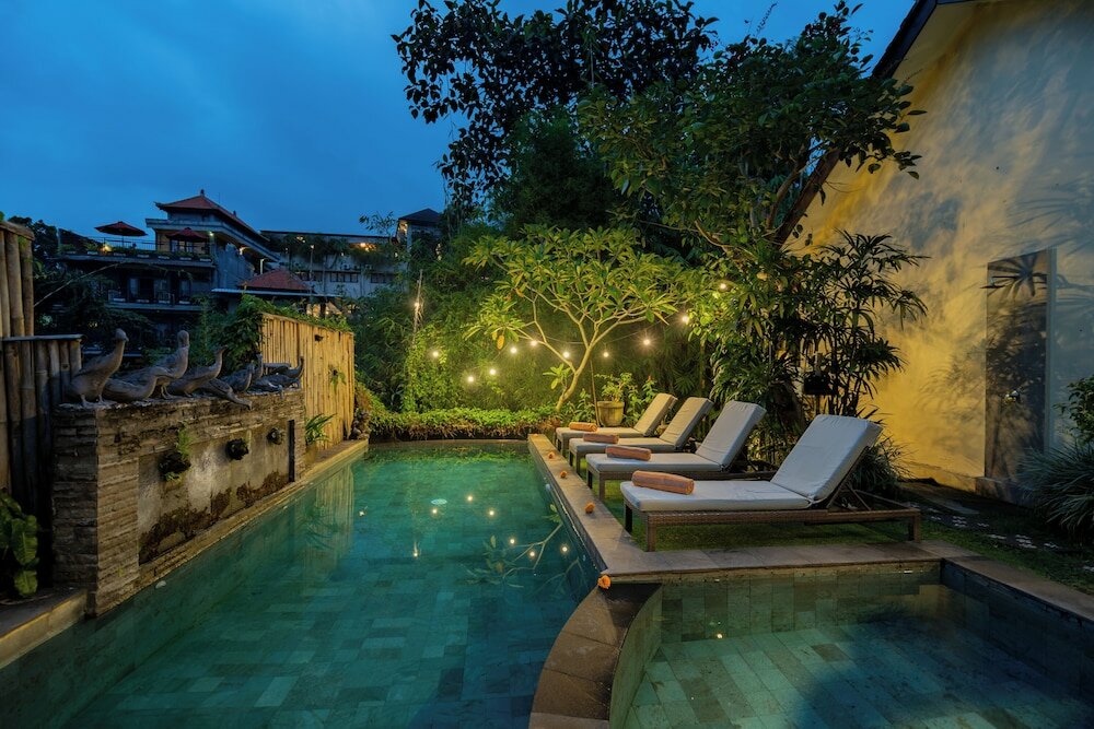 Фото Desak Putu Putra Hidden