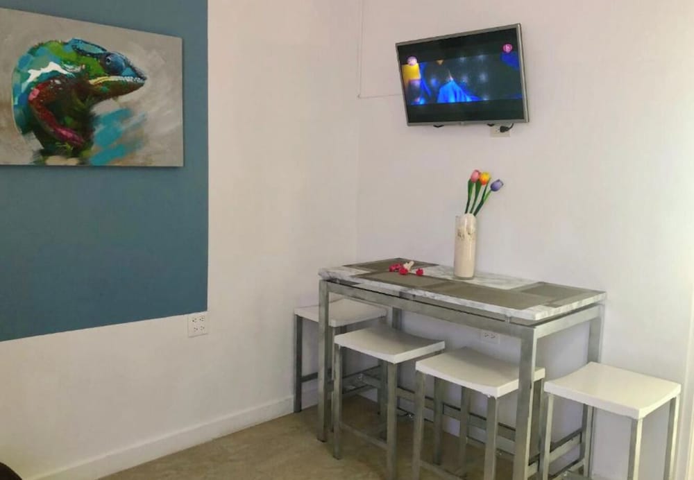 Фото Genesis Apartments