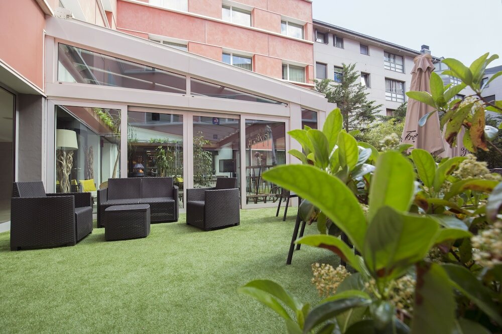 Фото Yomo Centric