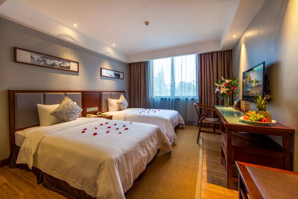 Фото Fliport Garden Hotel Wuyishan