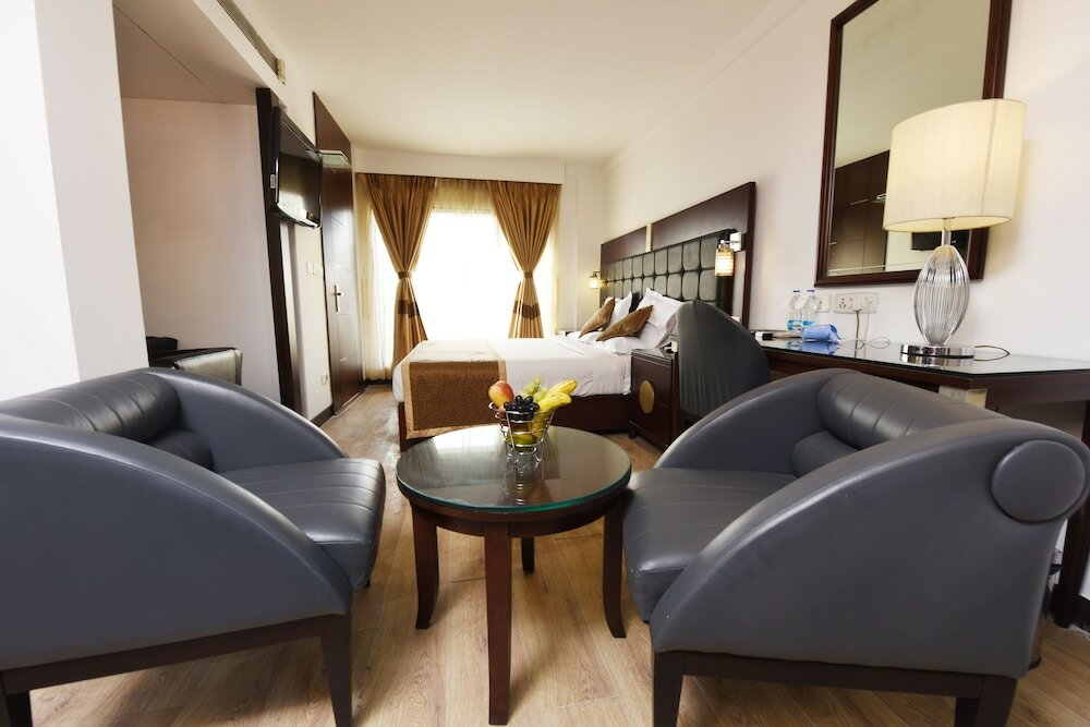 Фото The Corporate