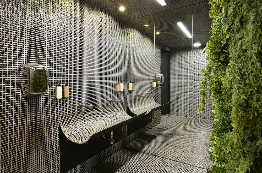 Фото 9Hotel Mercy